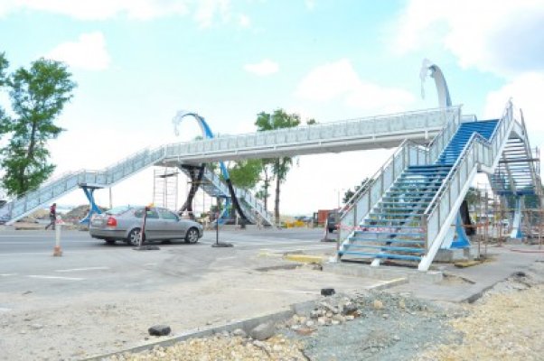 De azi, traficul în Mamaia este deviat pentru lucrări la pasarela 